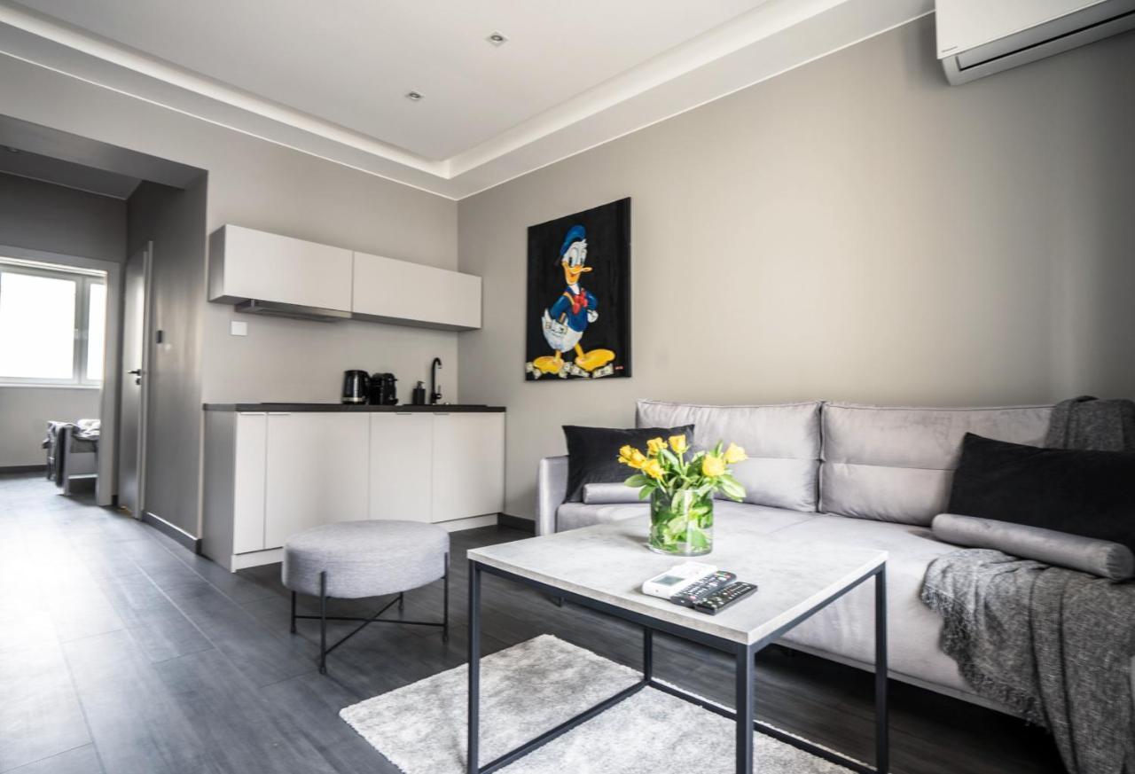 Grey House Warsaw Apartment ภายนอก รูปภาพ